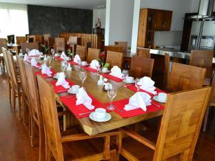 Villa Serenus Boutique *