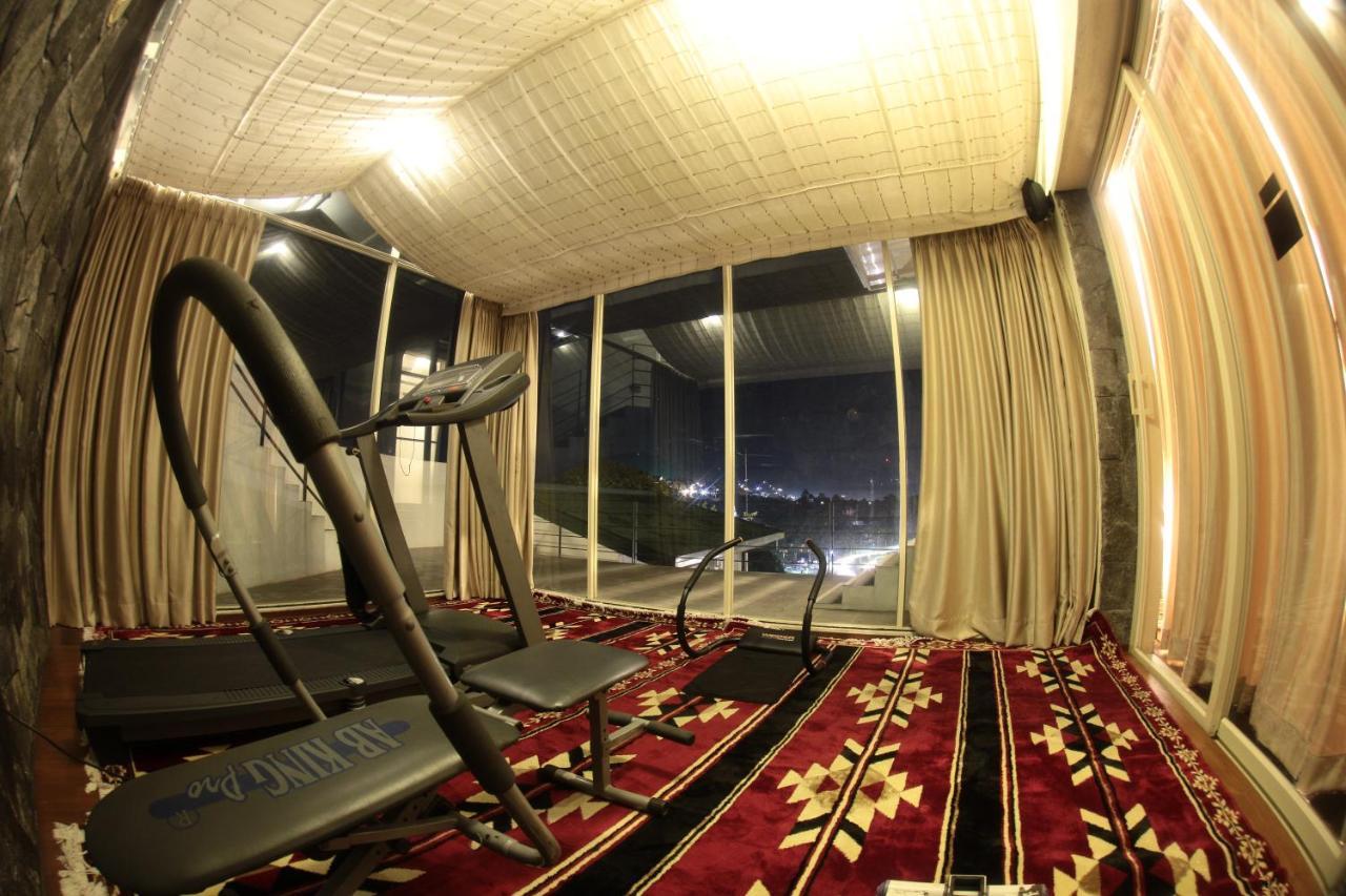 Villa Serenus Boutique